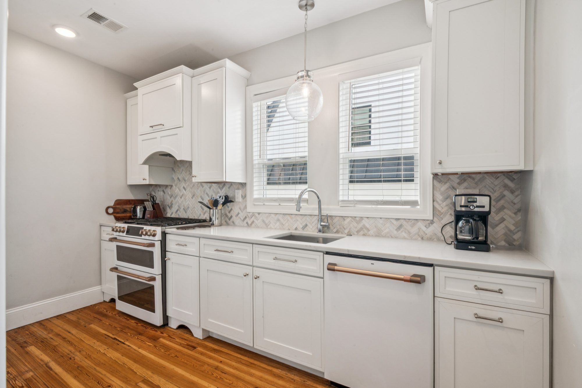 511 13th St photo 4